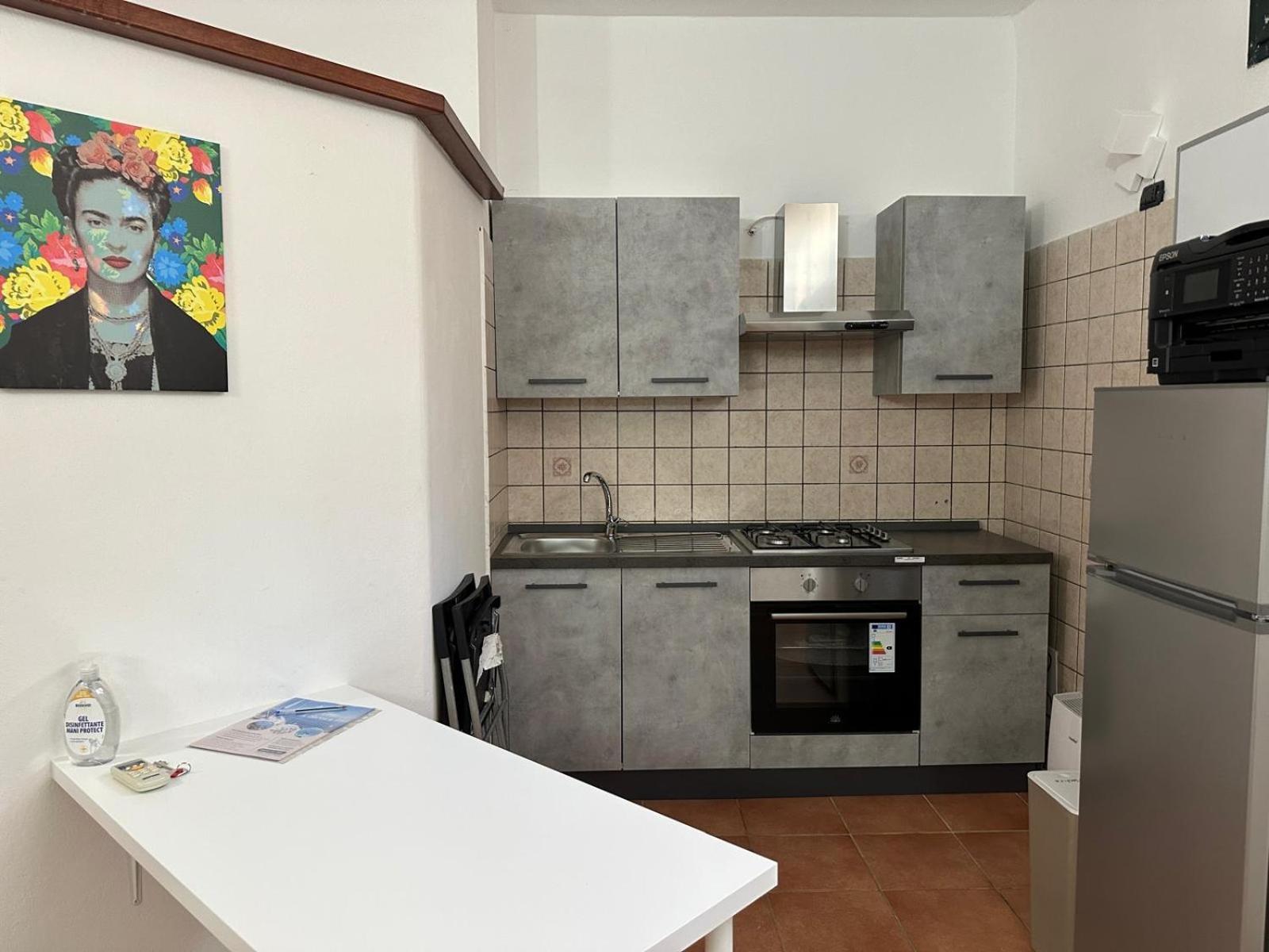 Poetto Beach Apartment กวาร์ตู ซานเตเลนา ภายนอก รูปภาพ